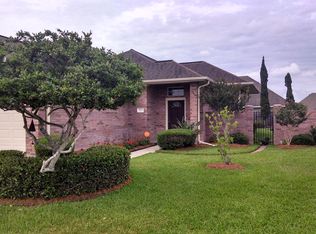 122 Tradewind Dr, Victoria, TX 77904