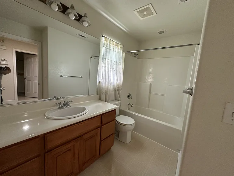 2065 McKenzie Pl — Photo 17
