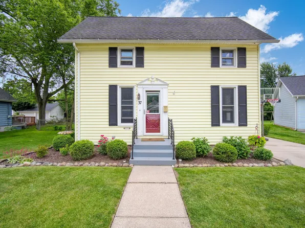 37 W 2nd St, Milan, MI 48160