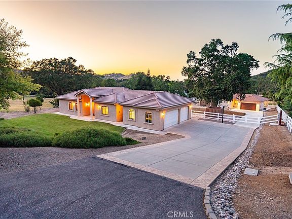 2nd image of 6205 San Gabriel Rd