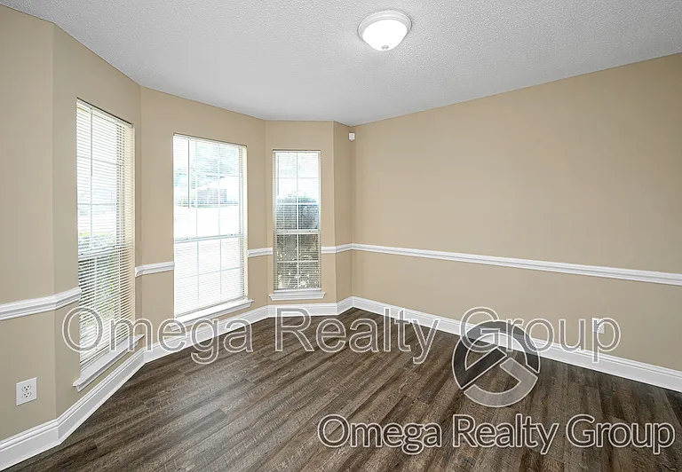 1509 Homestead Dr — Photo 10
