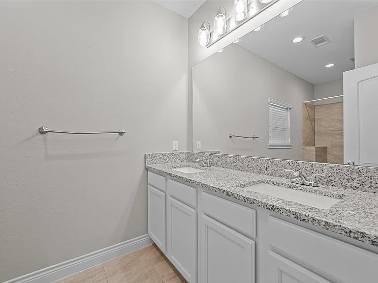 14603 Sanour Dr — Photo 36