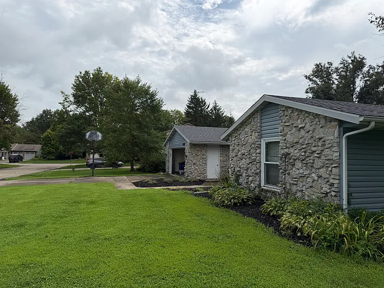 4101 W Coventry Dr — Photo 36