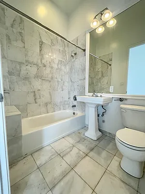 Rented by REAL New York | media 5