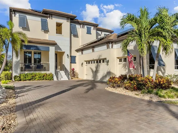 3029 Christophers Watch Ln, Ruskin, FL 33570