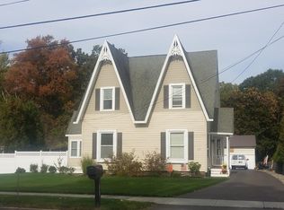 47 S Main St, Schaghticoke, NY 12154