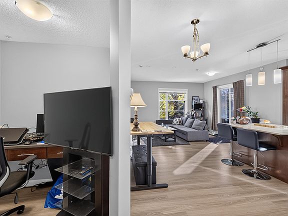 5th image of 2584 Anderson Way SW #117