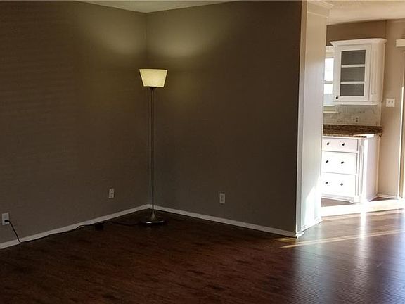 5th image of 6324 Solona Cir N