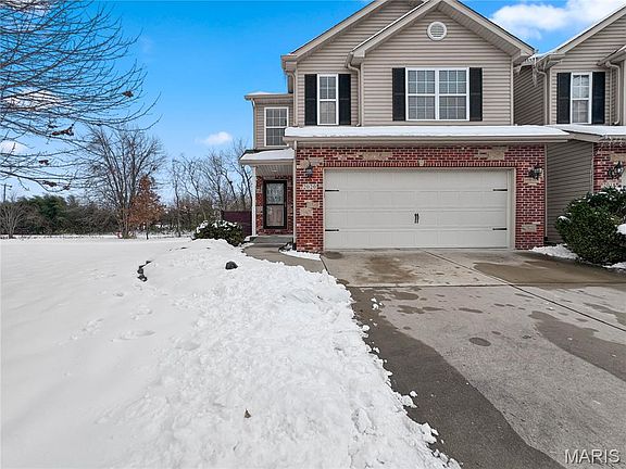 3rd image of 2020 Briarbend Ct