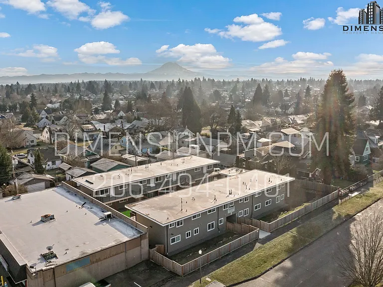 Lincoln Flats — Photo 13