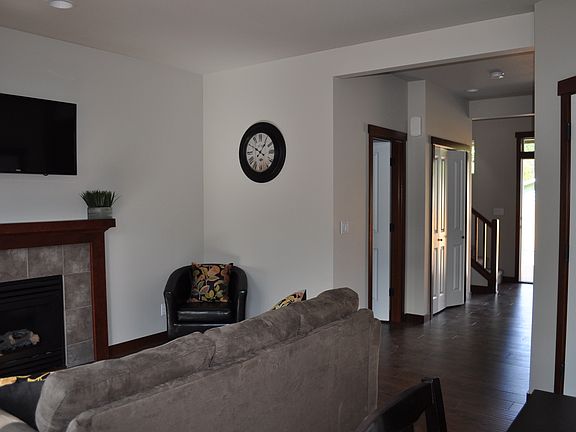 Hall towards the front door