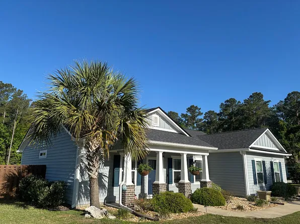 292 Parkside Cir, Crawfordville, FL 32327