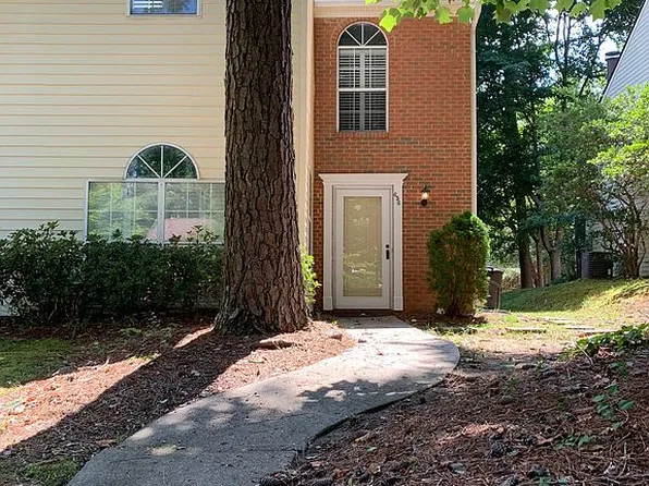 656 Coventry Township Ln, Marietta, GA 30062