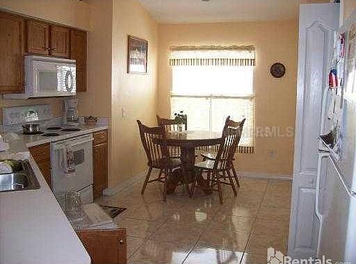 5th image of 12524 Lake Vista Dr