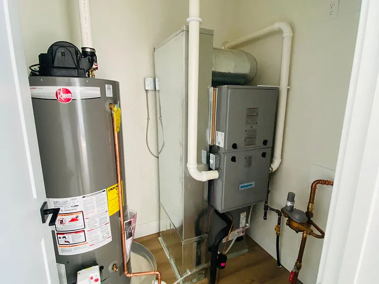 Utilities (Main floor)