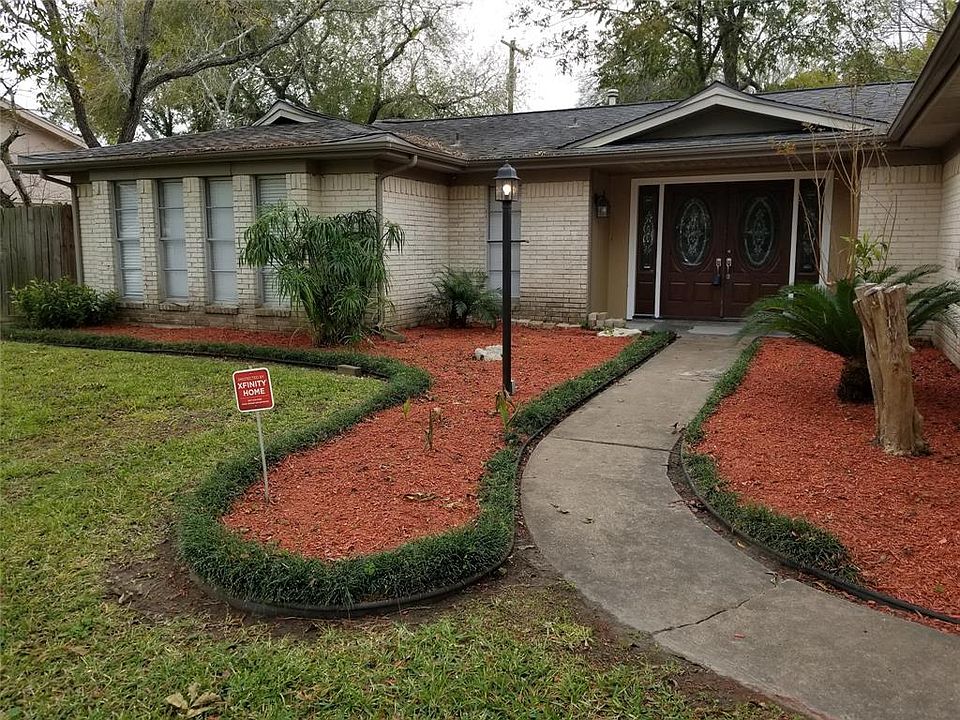 1st image of 4110 Meadow Glen Dr