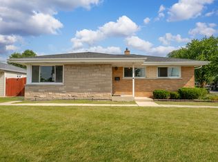 8802 Olcott Ave, Morton Grove, IL 60053