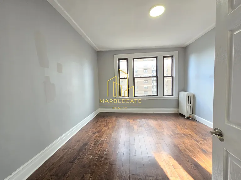 445 Mount Prospect Ave #44B — Photo 3