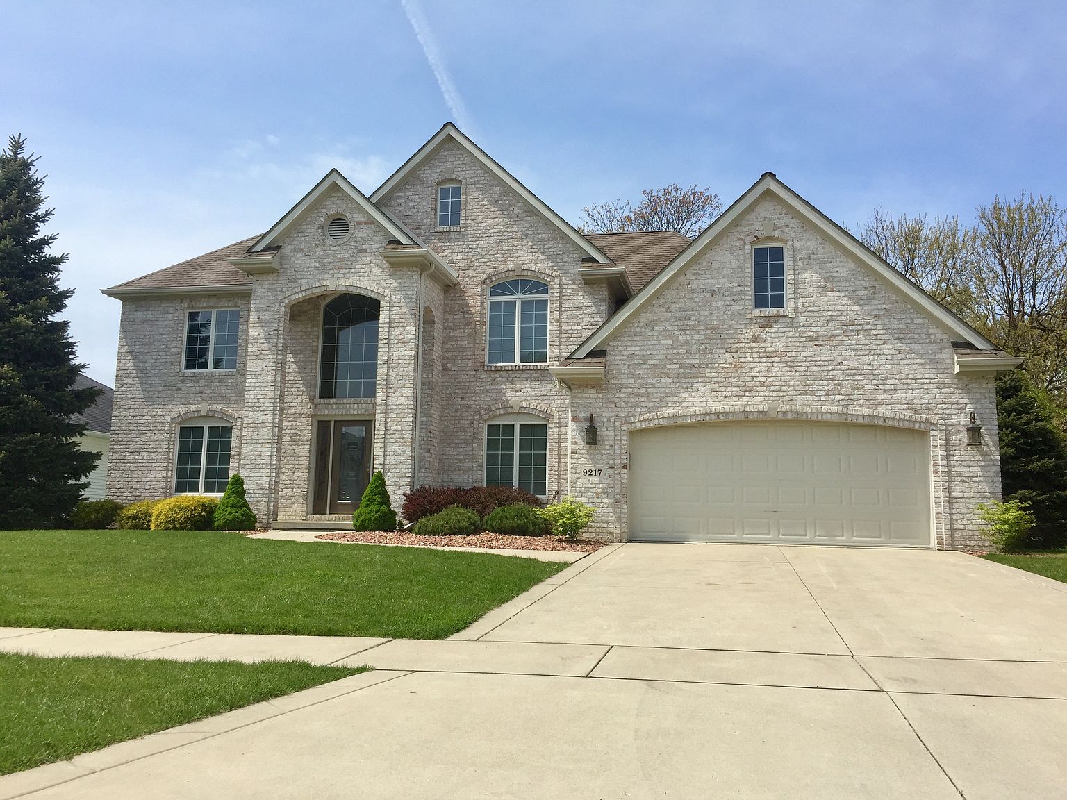 9217 Castlebury Dr, Temperance, MI 48182 | Zillow