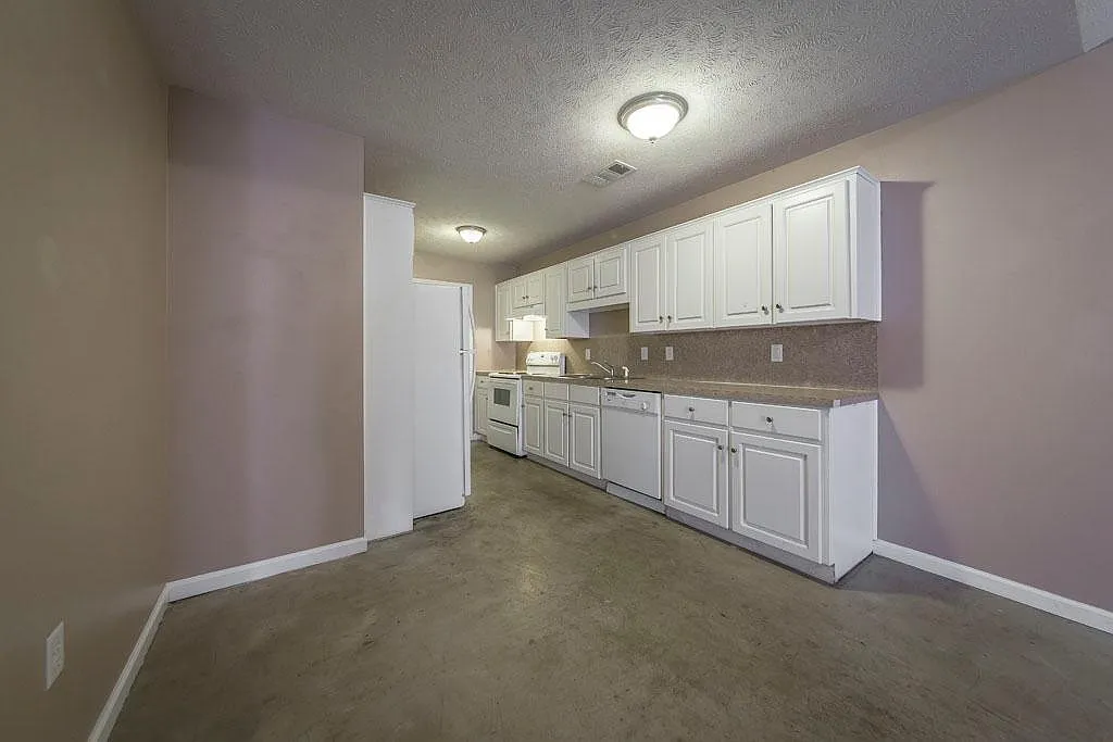 12 Sundown Dr — Photo 4