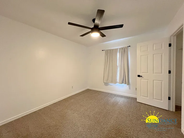 492 Jillian Dr — Photo 23