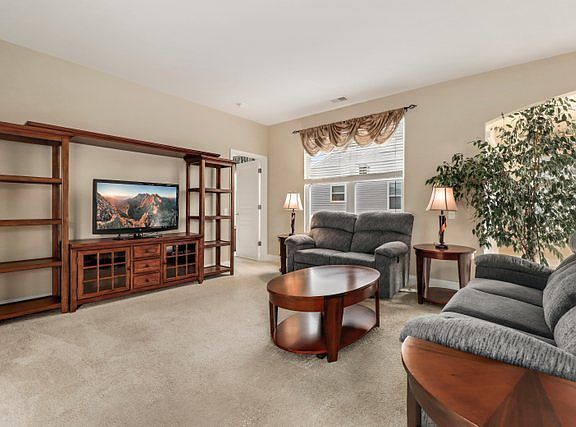 4th image of 3363 Epstein Cir