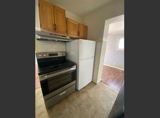 385 Cathcart St #4, Sault Ste. Marie, ON P6A1G3