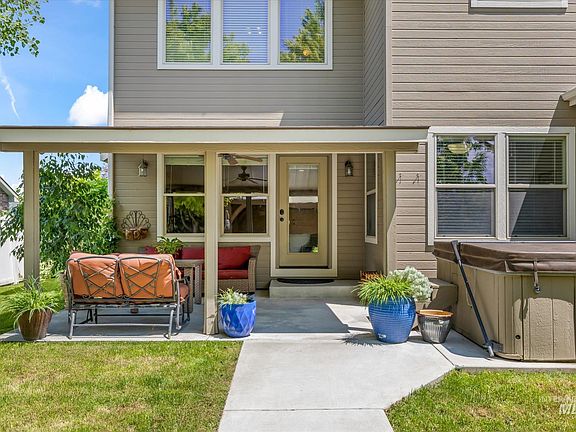 5th image of 3604 Malibu Pl