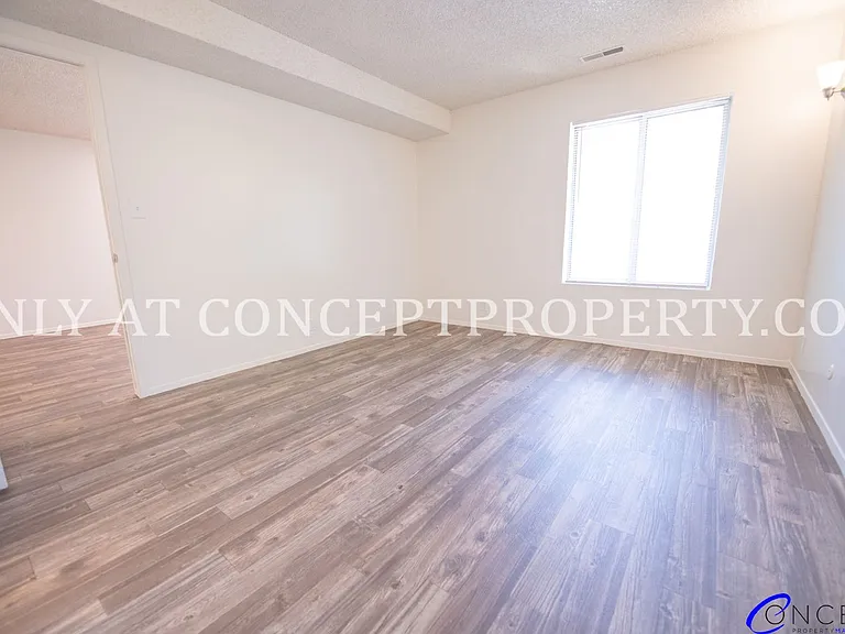 Foothill Terrace — Photo 182