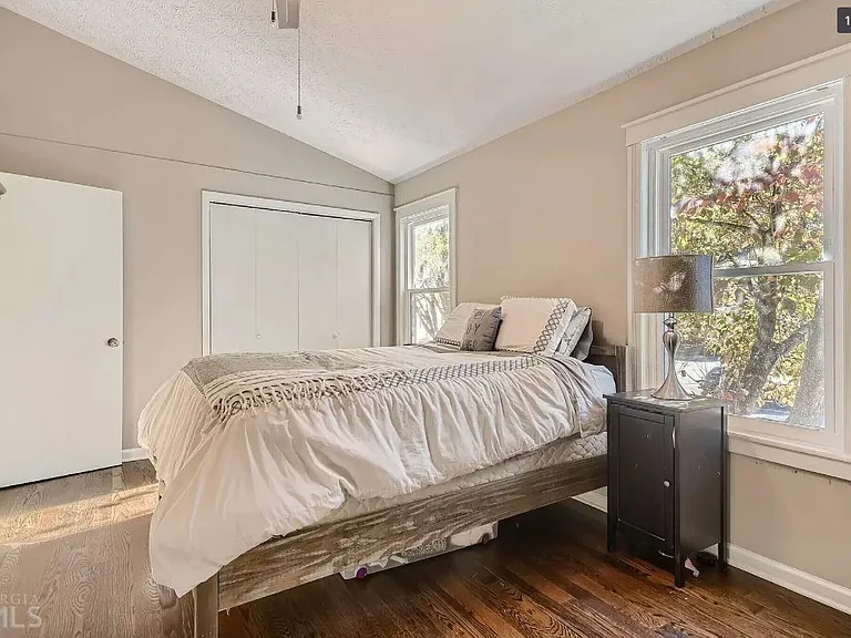 2208 Queen Anne Ct — Photo 18