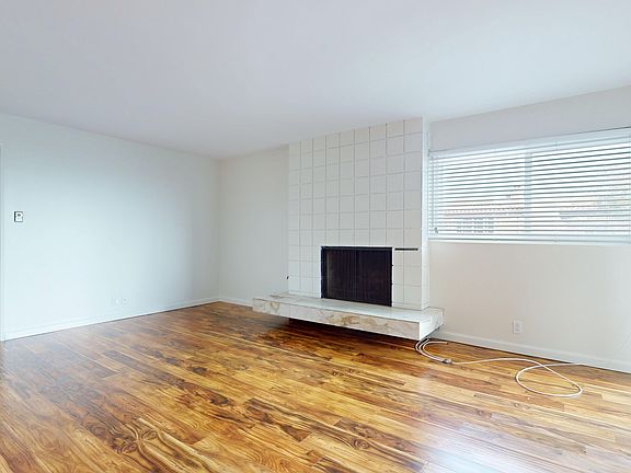4th image of 1100 Monterey Blvd APT 8