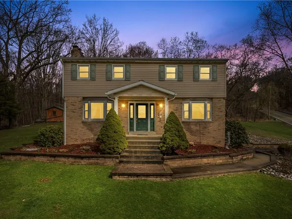 2807 Russellton Airport Rd, Tarentum, PA 15084