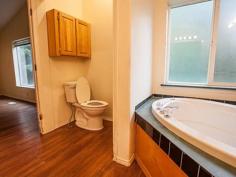 4040 Summitview Way — Photo 14