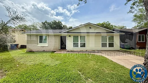710 Wales Way Photo 1