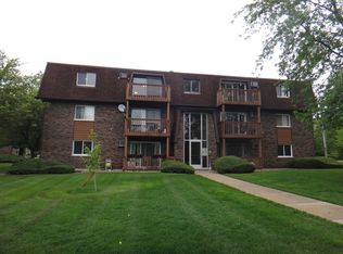 19380 Wolf Rd APT 10, Mokena, IL 60448