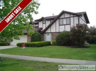 11732 Brook Hill Dr, Orland Park, IL 60467