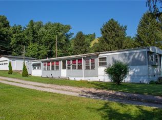 1949 Short Creek Rd, Wheeling, WV 26003