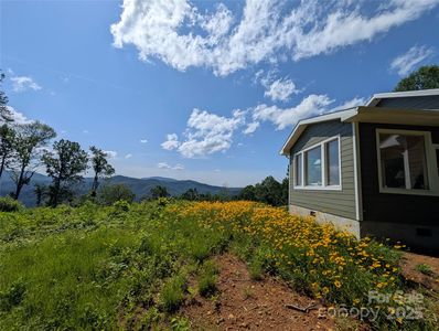 261 Nicholas Knoll Rd, Bakersville, NC, 28705