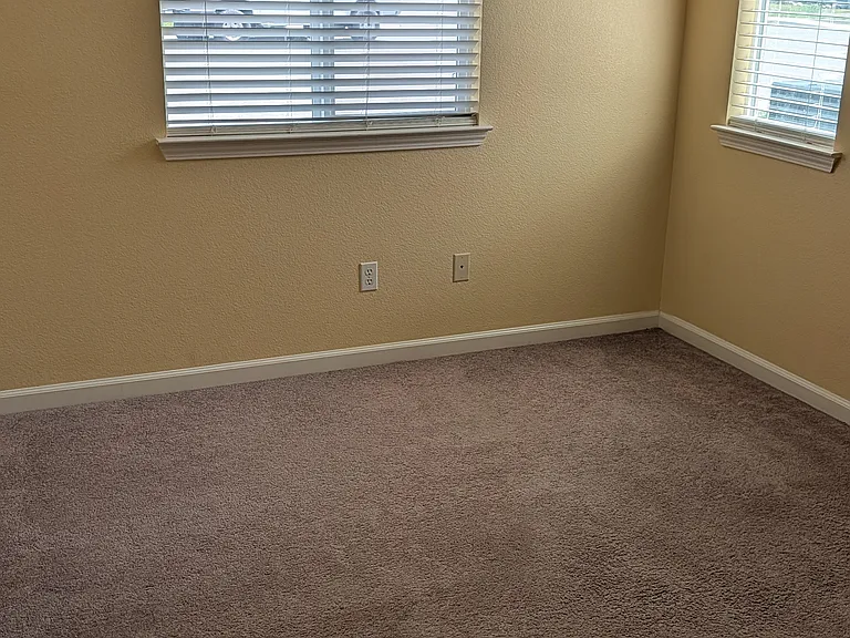Jacquelyn Dr — Photo 20