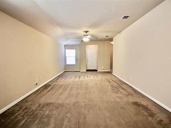 5th image of 5101 Martinsburg Sq