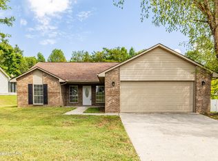 2015 Five Oaks Ln, Maryville, TN 37801