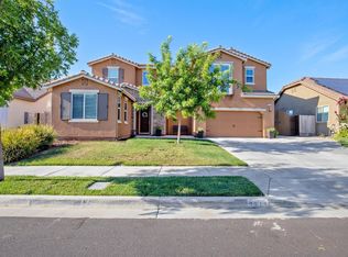 3214 W Stewart Ave, Visalia, CA