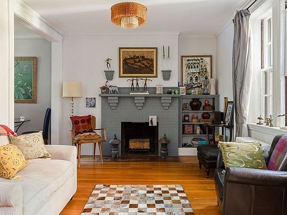 2nd image of 6 Washington Ave APT 10