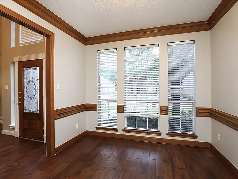 7906 Tizerton Ct — Photo 12