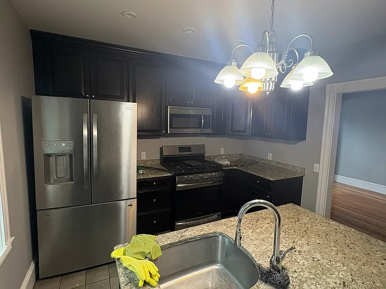 13 Clyde St — Photo 15
