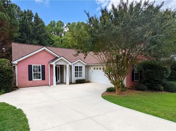 179 Rockport Dr, McDonough, GA 30253
