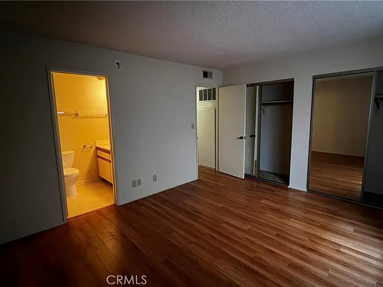 410 Milford St #102 — Photo 13