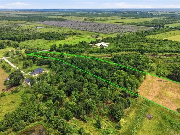 20680 Englin Rd, Winnie, TX 77665