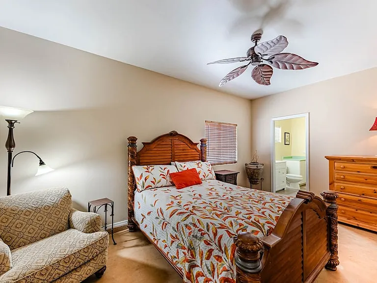 833 Paso Dr — Photo 38