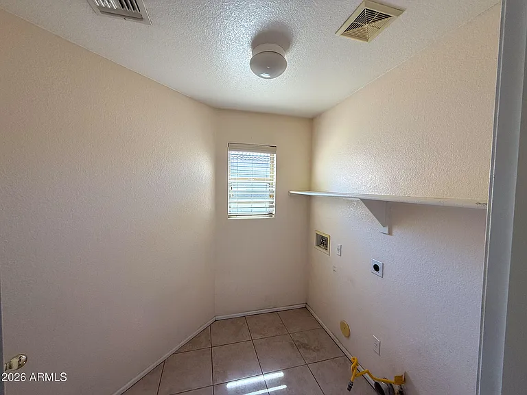 1330 E Santa Fiore St — Photo 4